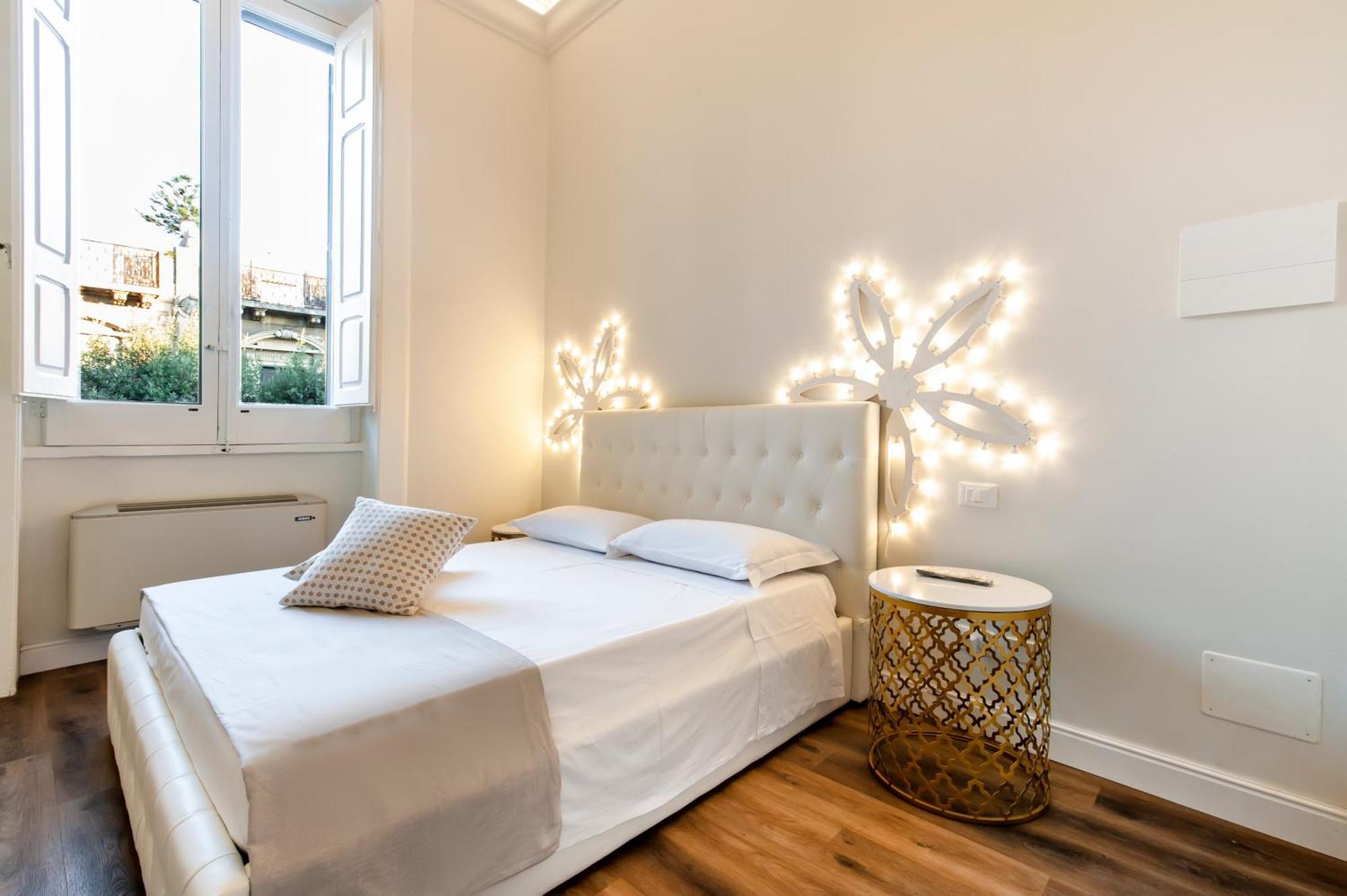 Vittoria Luxury House Bed & Breakfast Lecce Exterior photo